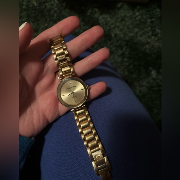 Anne Klein watch - Picture 3 of 3